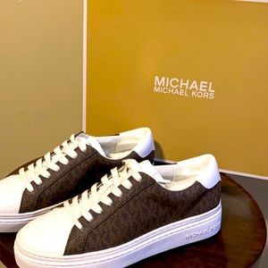Michael KORS